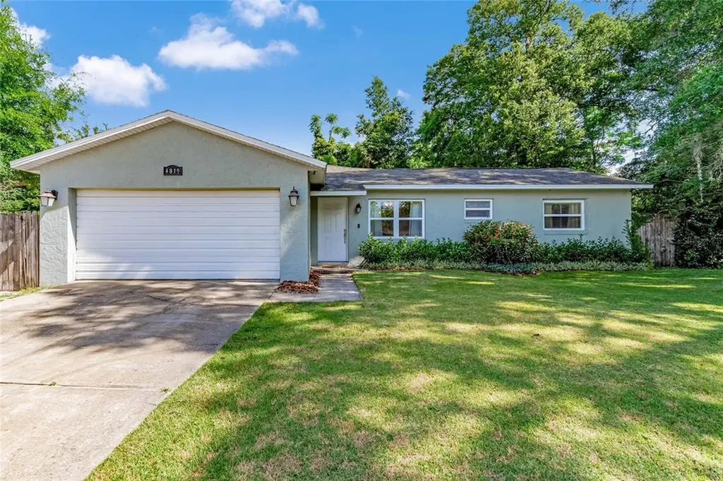 4819 Birchmont Place Orlando FL 32810