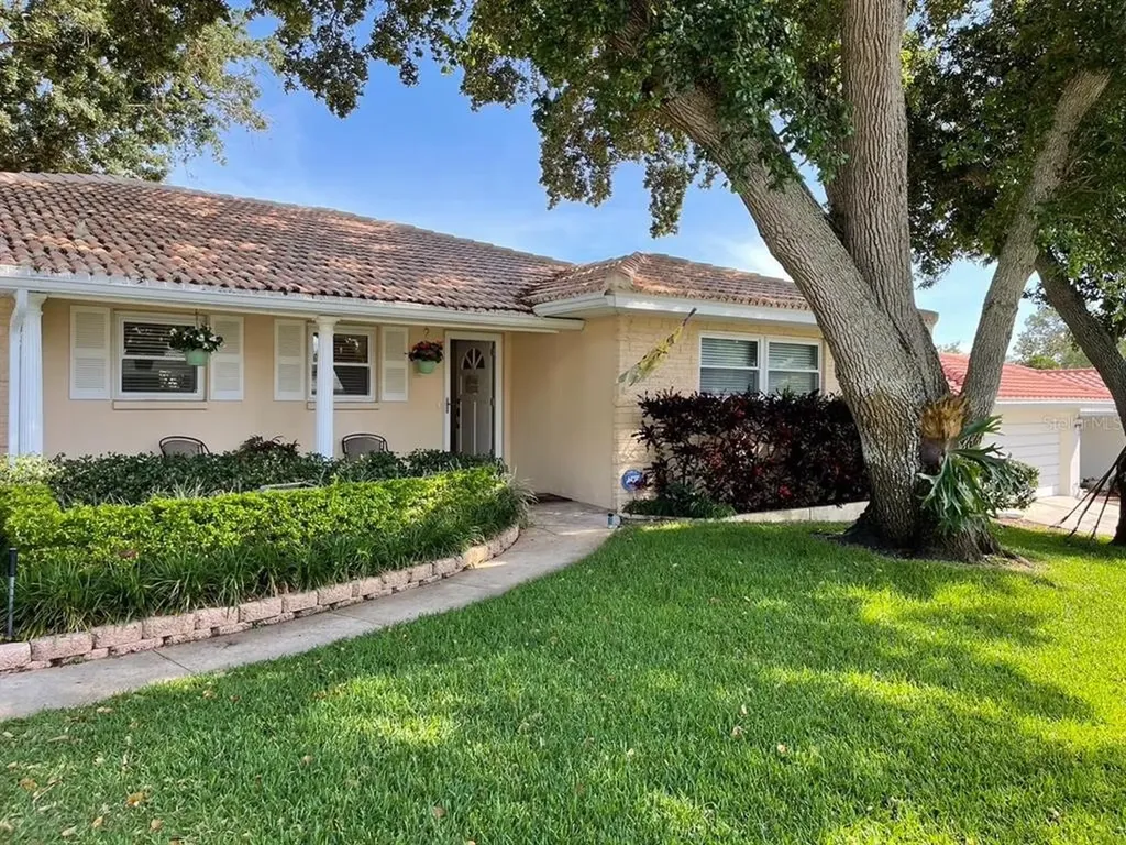 12240 69th Terrace Seminole FL 33772