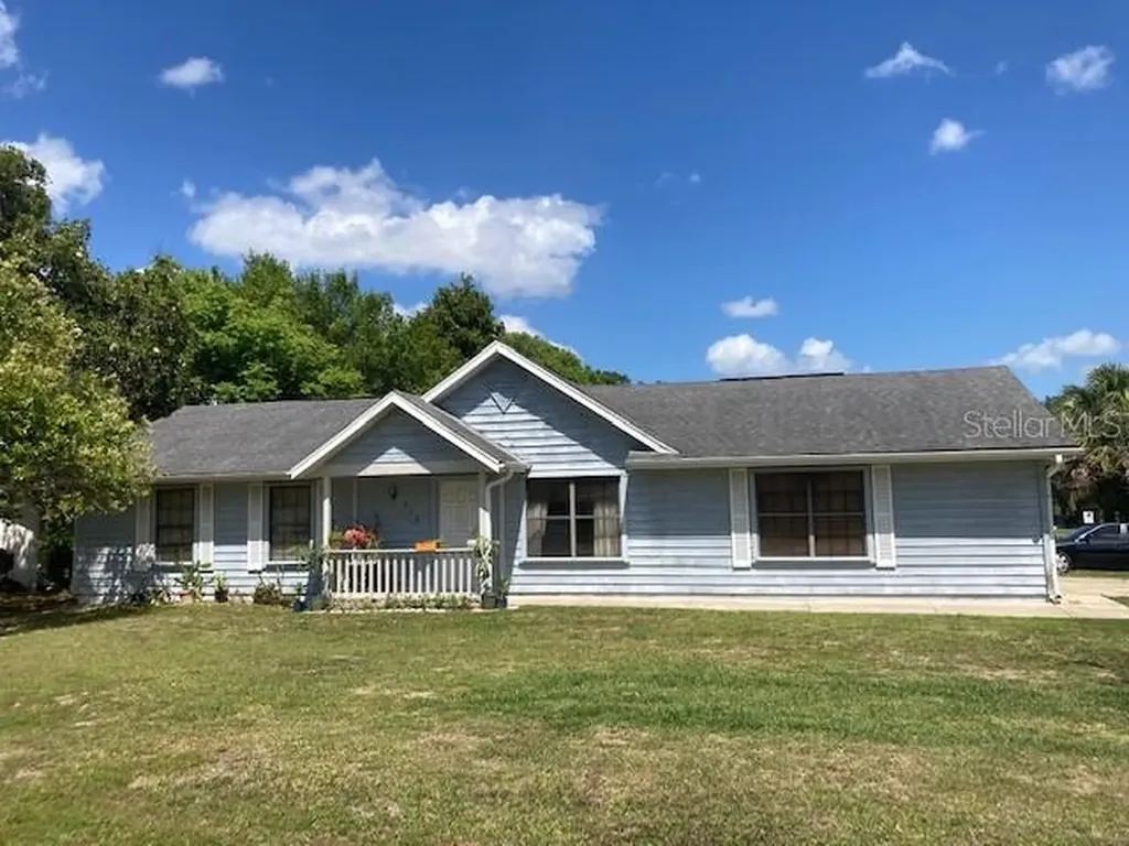 313 N Blue Lake Avenue Deland FL 32724