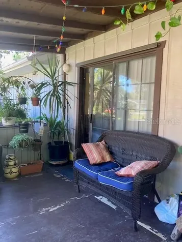 313 N Blue Lake Avenue Deland FL 32724