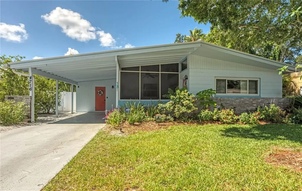 4716 29th Avenue S Gulfport FL 33711