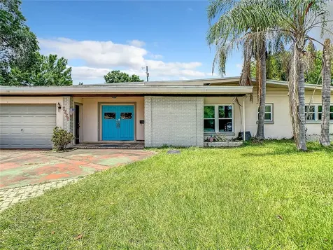 5220 Kings Court Orlando FL 32810