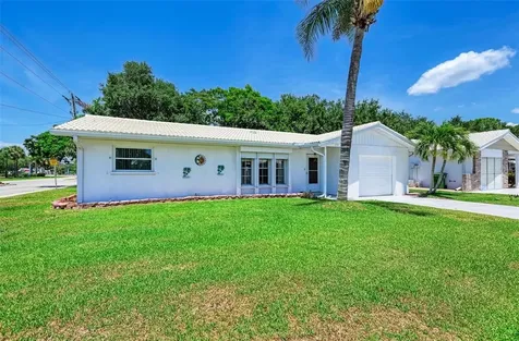 4301 Chinaberry Circle Bradenton FL 34208