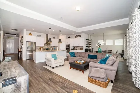 1025 Tracey Ann Loop Seffner FL 33584