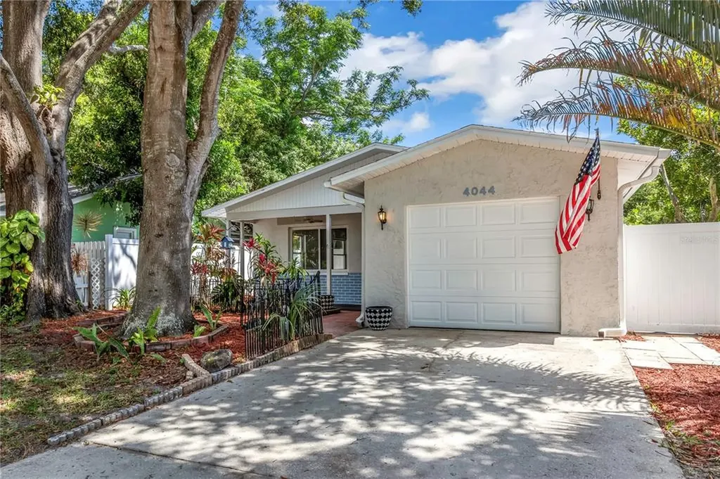4044 11th Avenue N St Petersburg FL 33713