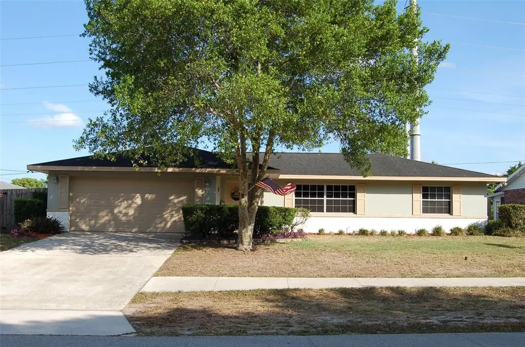 2031 E Barlington Drive Deltona FL 32725
