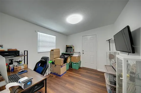 10107 N 19th Street Tampa FL 33612