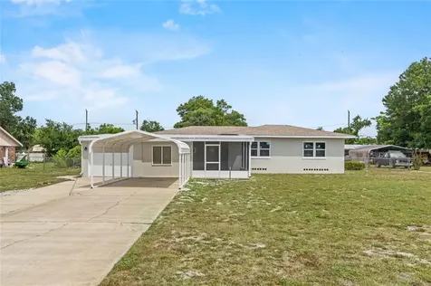 1613 Old Daytona Road Deland FL 32724