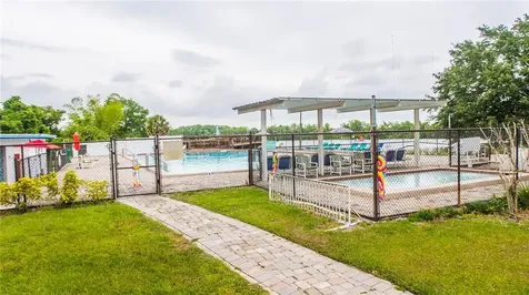 5735 Eggleston Avenue Orlando FL 32810