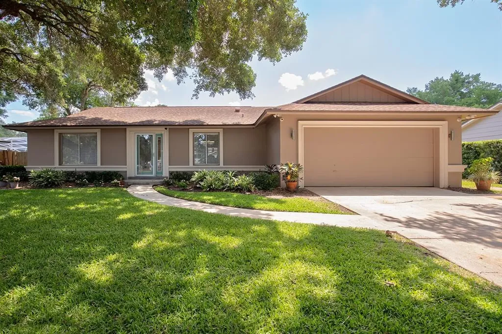 615 Newport Avenue Altamonte Springs FL 32701