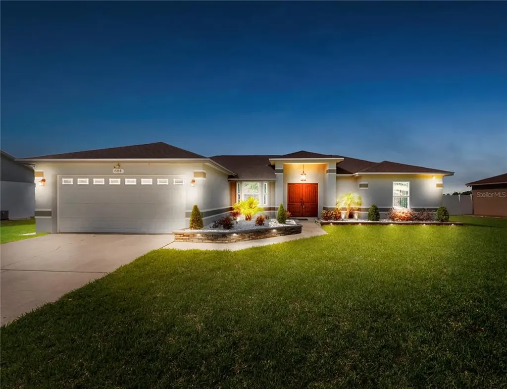 684 Berkley Pointe Drive Auburndale FL 33823