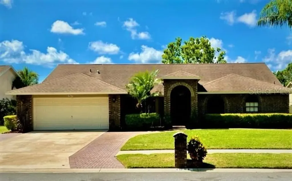 1611 Powder Ridge Drive Valrico FL 33594