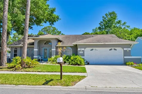 5562 Sweetwater Oak Drive Sarasota FL 34232