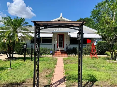 446 Poinsettia Avenue Sebring FL 33870