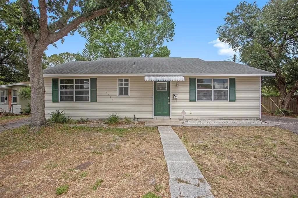 5427 Kelly Drive N St Petersburg FL 33703