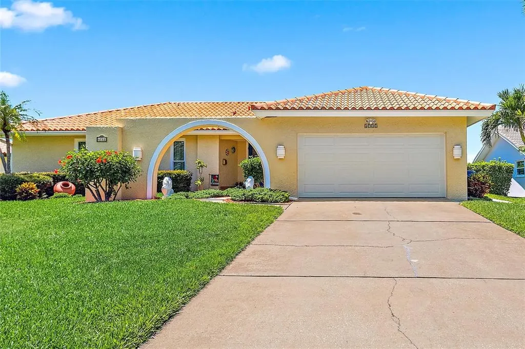 4712 Overlook Drive NE St Petersburg FL 33703