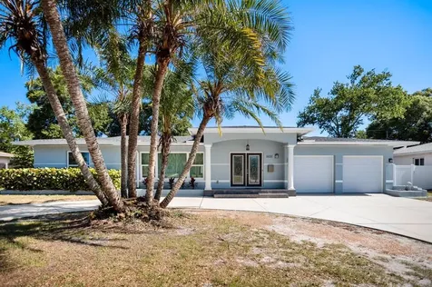 6031 5th Avenue N St Petersburg FL 33710