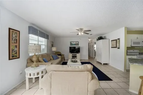 727 Dumas Street Lady Lake FL 32159