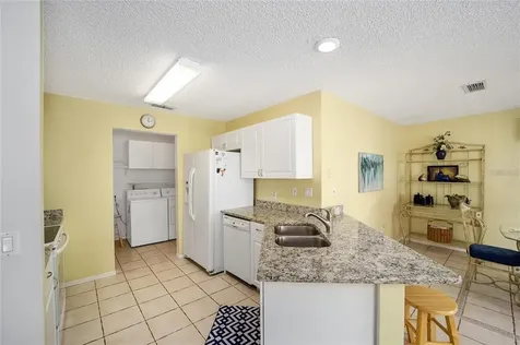 727 Dumas Street Lady Lake FL 32159