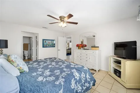 727 Dumas Street Lady Lake FL 32159