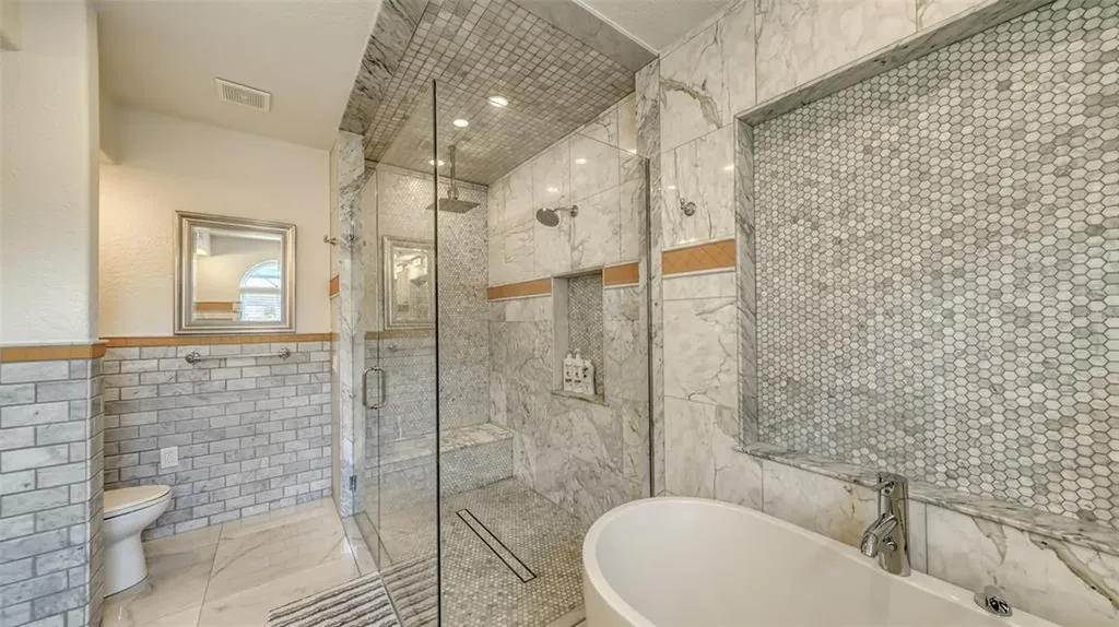 2520 Tami Sola Street Sarasota FL 34237