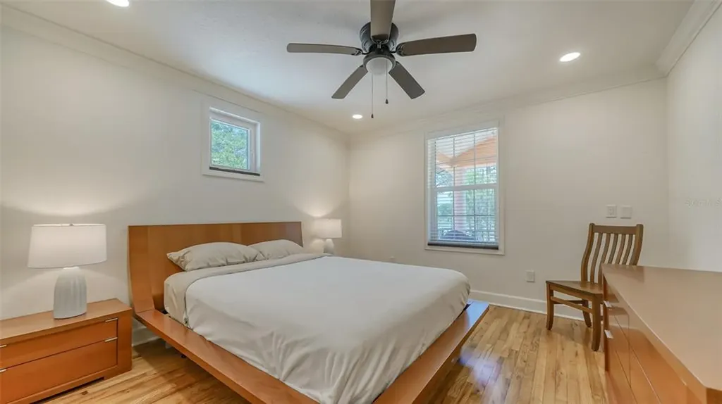 2520 Tami Sola Street Sarasota FL 34237