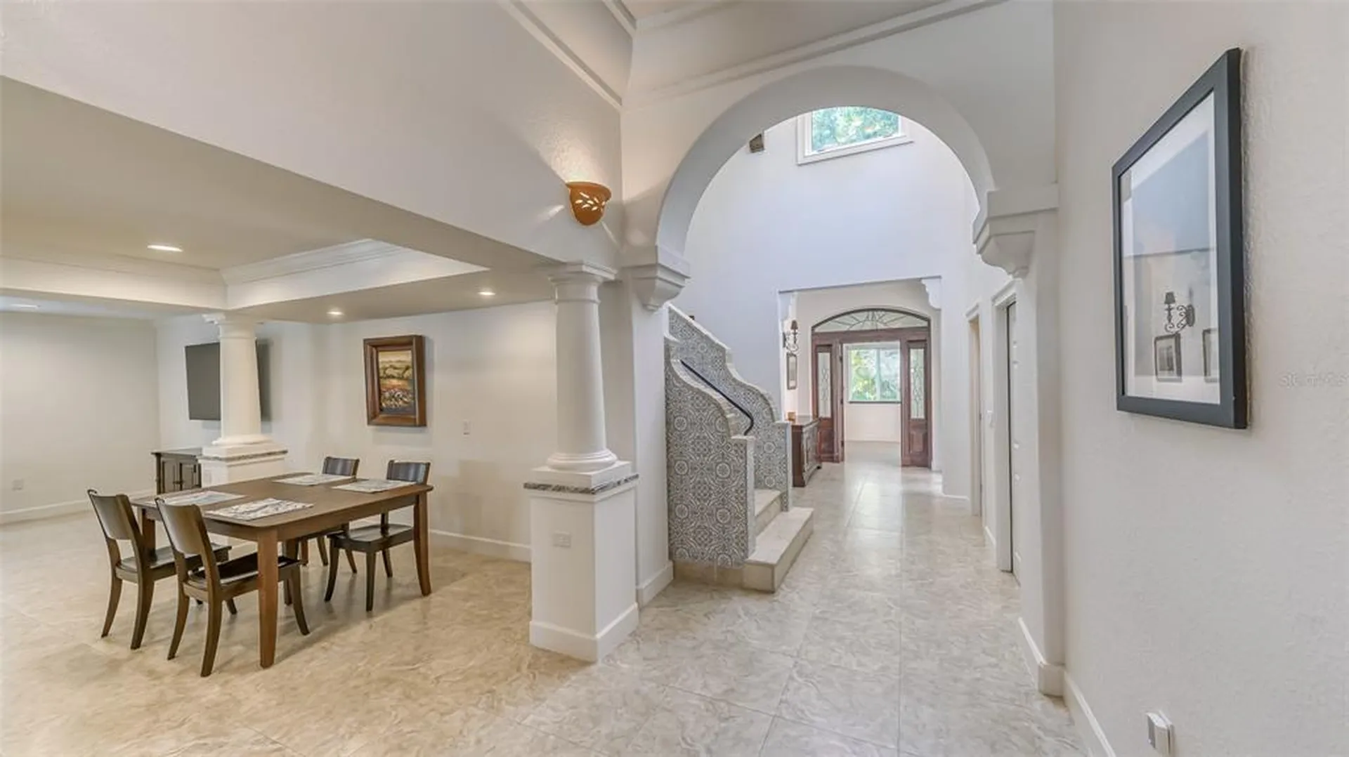 2520 Tami Sola Street Sarasota FL 34237