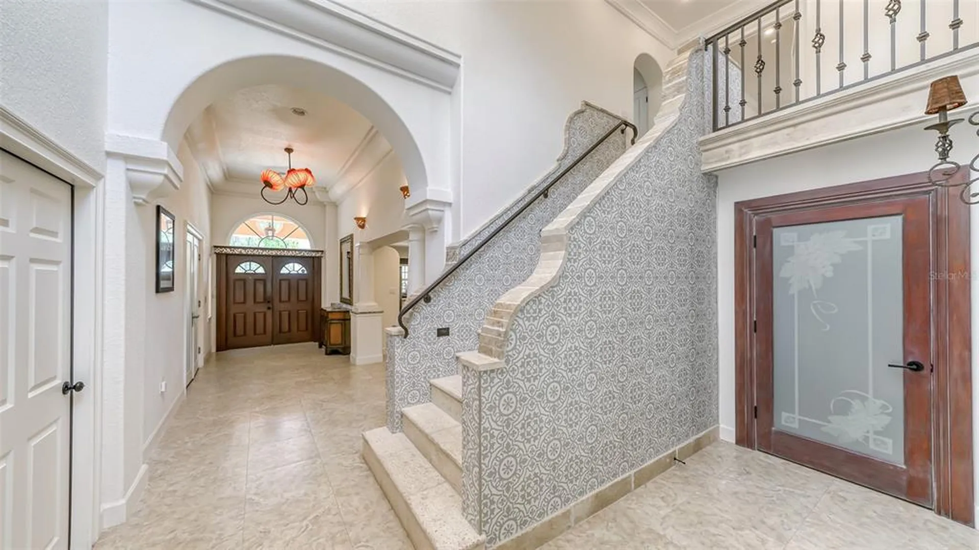2520 Tami Sola Street Sarasota FL 34237