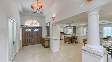 2520 Tami Sola Street Sarasota FL 34237