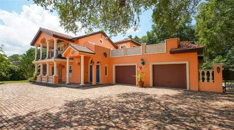 2520 Tami Sola Street Sarasota FL 34237