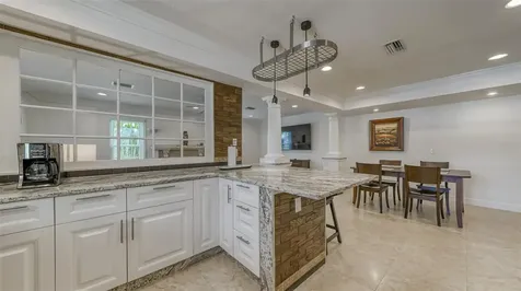 2520 Tami Sola Street Sarasota FL 34237