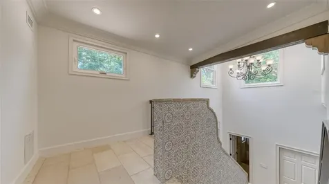 2520 Tami Sola Street Sarasota FL 34237