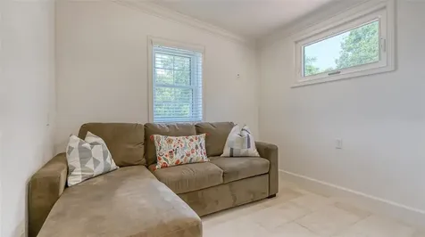 2520 Tami Sola Street Sarasota FL 34237