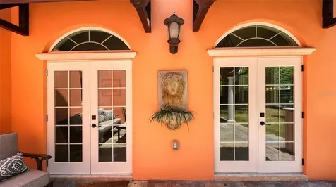 2520 Tami Sola Street Sarasota FL 34237