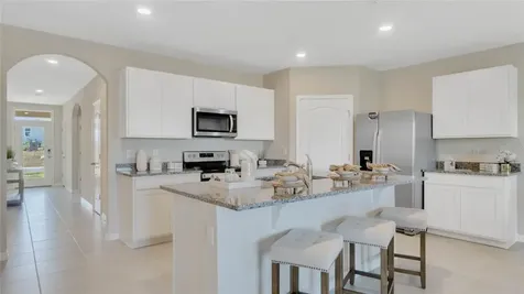 2713 Lilyturf Court Tavares FL 32778