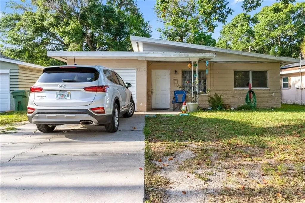 1108 26th Avenue W Bradenton FL 34205
