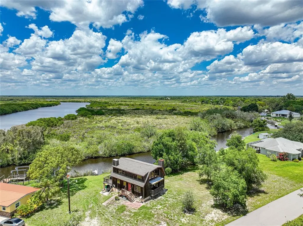 373 Hile Lane Punta Gorda FL 33982