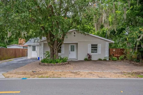 1119 N Shannon Avenue Plant City FL 33563