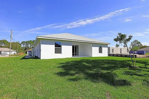 2870 Alva Street North Port FL 34291