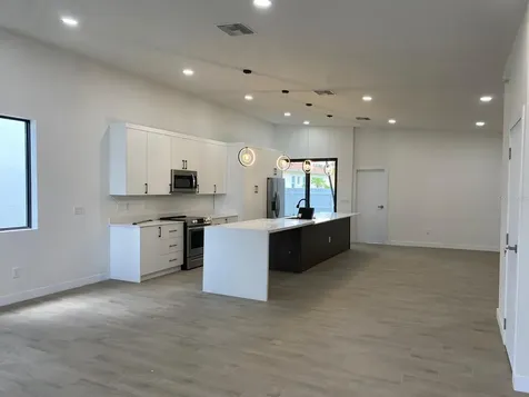 7517 N Coolidge Avenue Tampa FL 33614