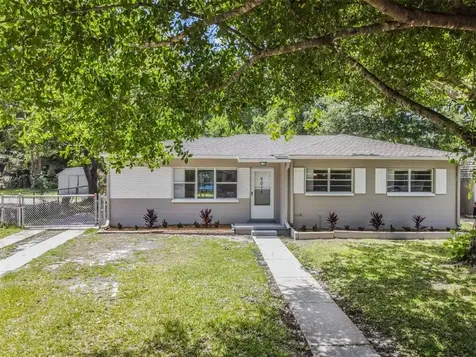 2011 E Crenshaw Street Tampa FL 33610