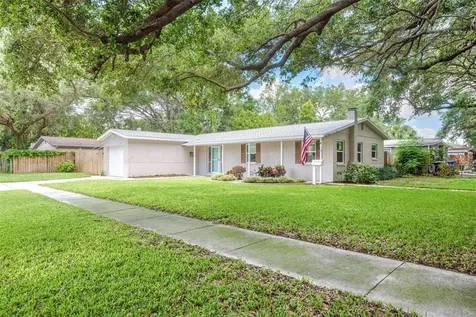 5900 Lee Street NE St Petersburg FL 33703