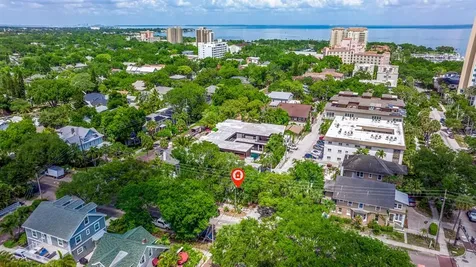 533 1st Street NE St Petersburg FL 33701