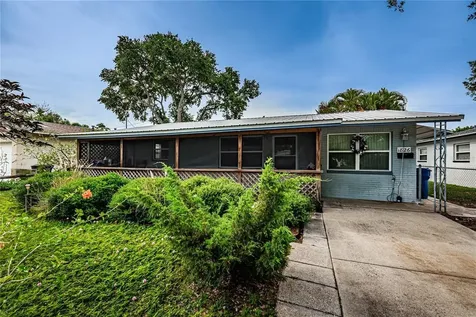 1826 Maryland Avenue NE St Petersburg FL 33703