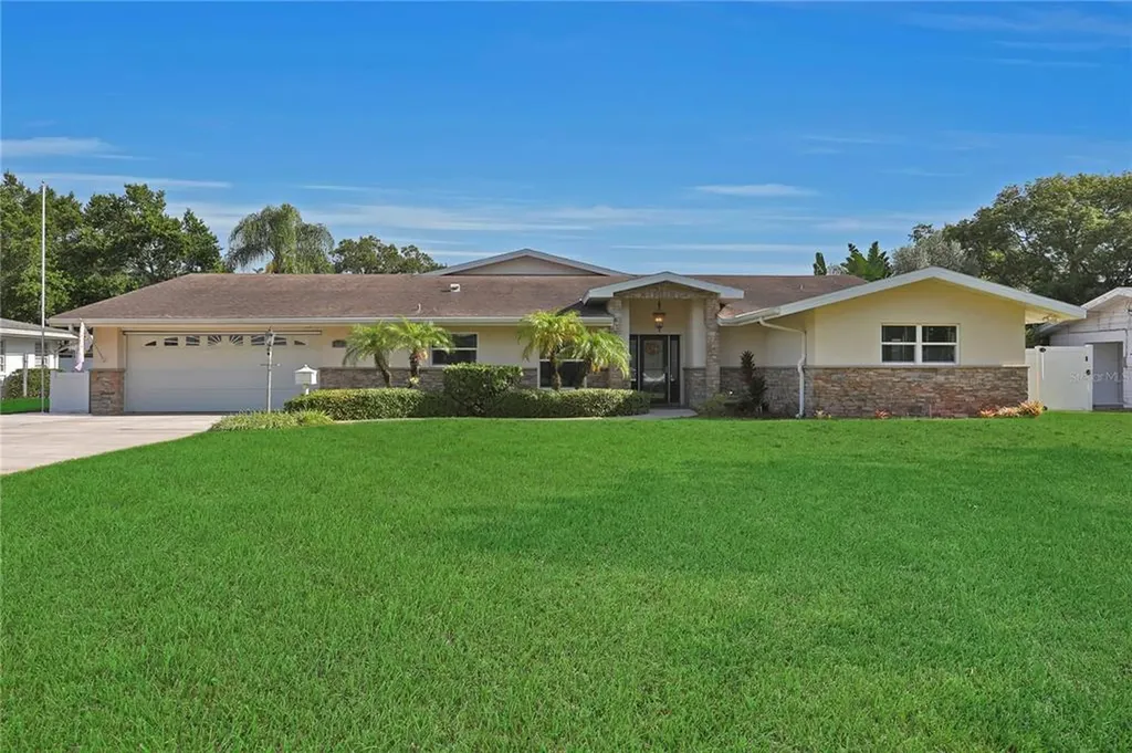 841 Piedmont Drive SE Winter Haven FL 33880