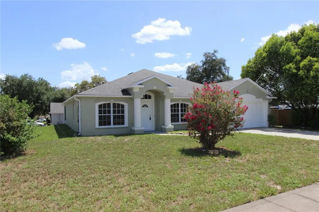 1221 N Brickell Drive Deltona FL 32725