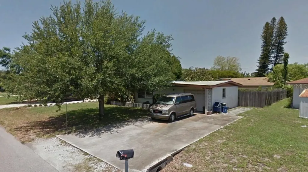 1605 58th Avenue Drive W Bradenton FL 34207