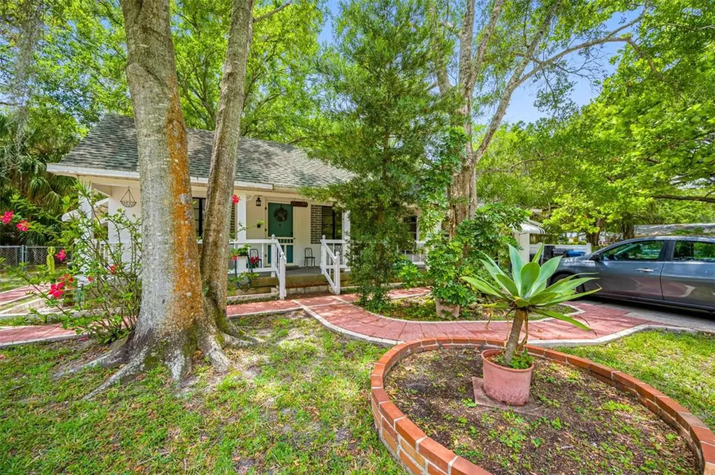 501 Buckingham Avenue W Oldsmar FL 34677