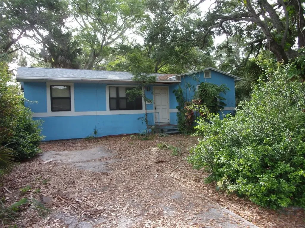 2400 35th Street S St Petersburg FL 33711