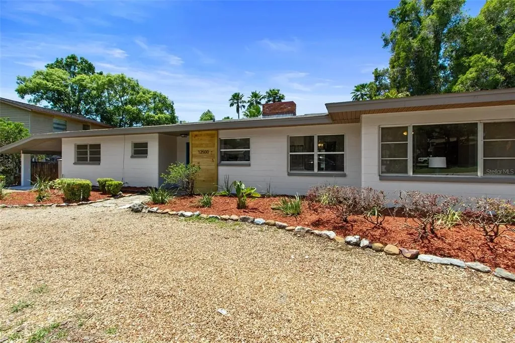 12500 Forest Hills Drive Tampa FL 33612